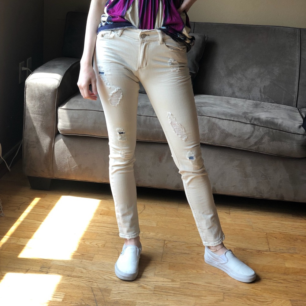 Zara Light distressed jeans